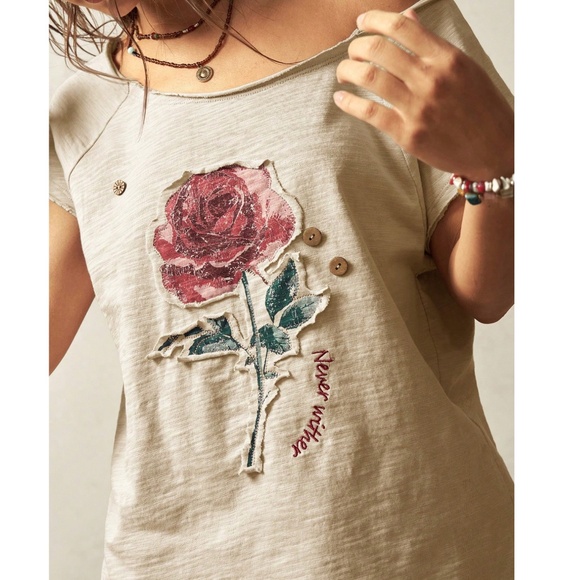 Boho Rose Floral Patch Graphic Short Sleeve Top - Picture 1 of 5